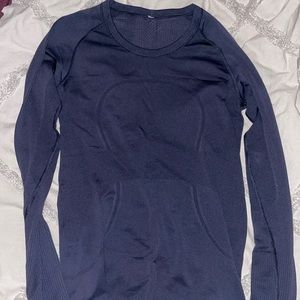 Lululemon womens swiftly tech long sleeve, dark blue, size 8